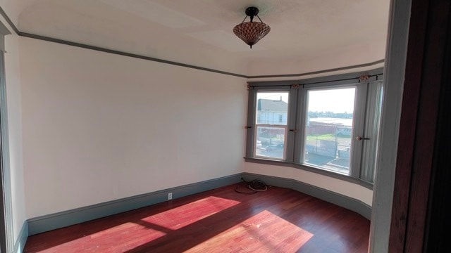 living room - 3334 Elmwood Ave