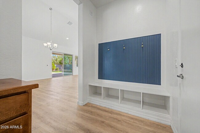 Building Photo - 20523 W Rosewood Ln
