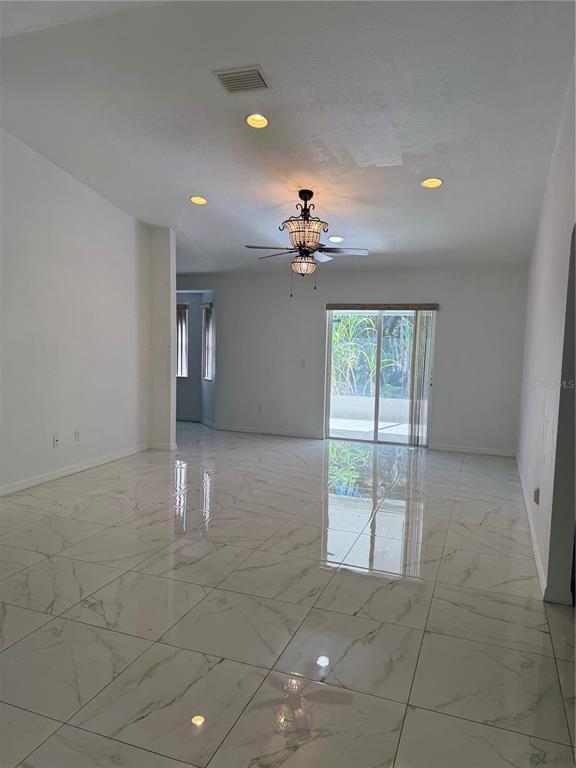 Building Photo - 4688 Heather Terrace