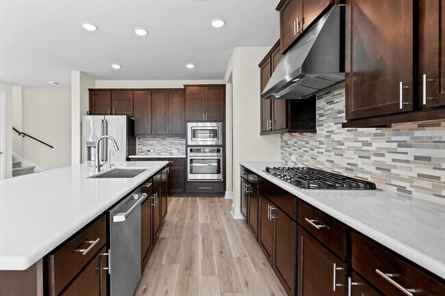 Building Photo - 8901 Chrysler Bend