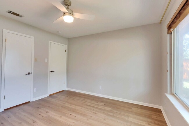 Building Photo - 5309 Beckett Cir