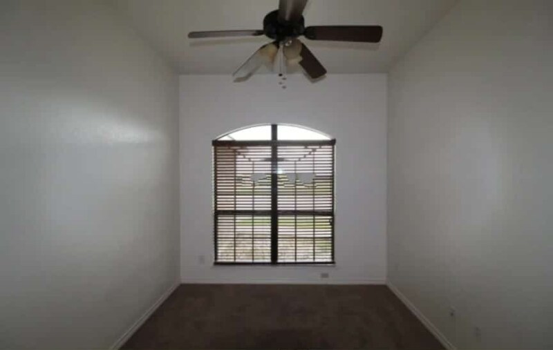 Building Photo - 2411 Coy Dr