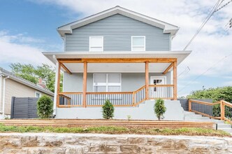 Building Photo - North Hampton Gem!