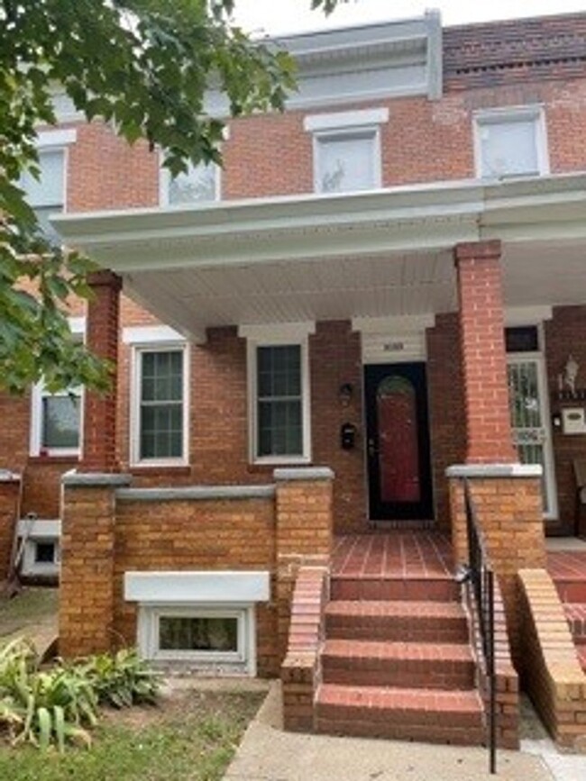 Primary Photo - Beautiful 3 Bedroom 1.5 Bathroom East Balt...