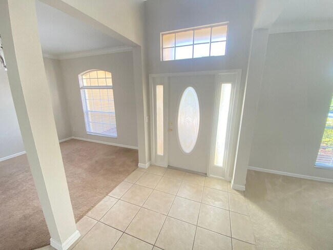 Building Photo - 3113 Curving Oaks Way