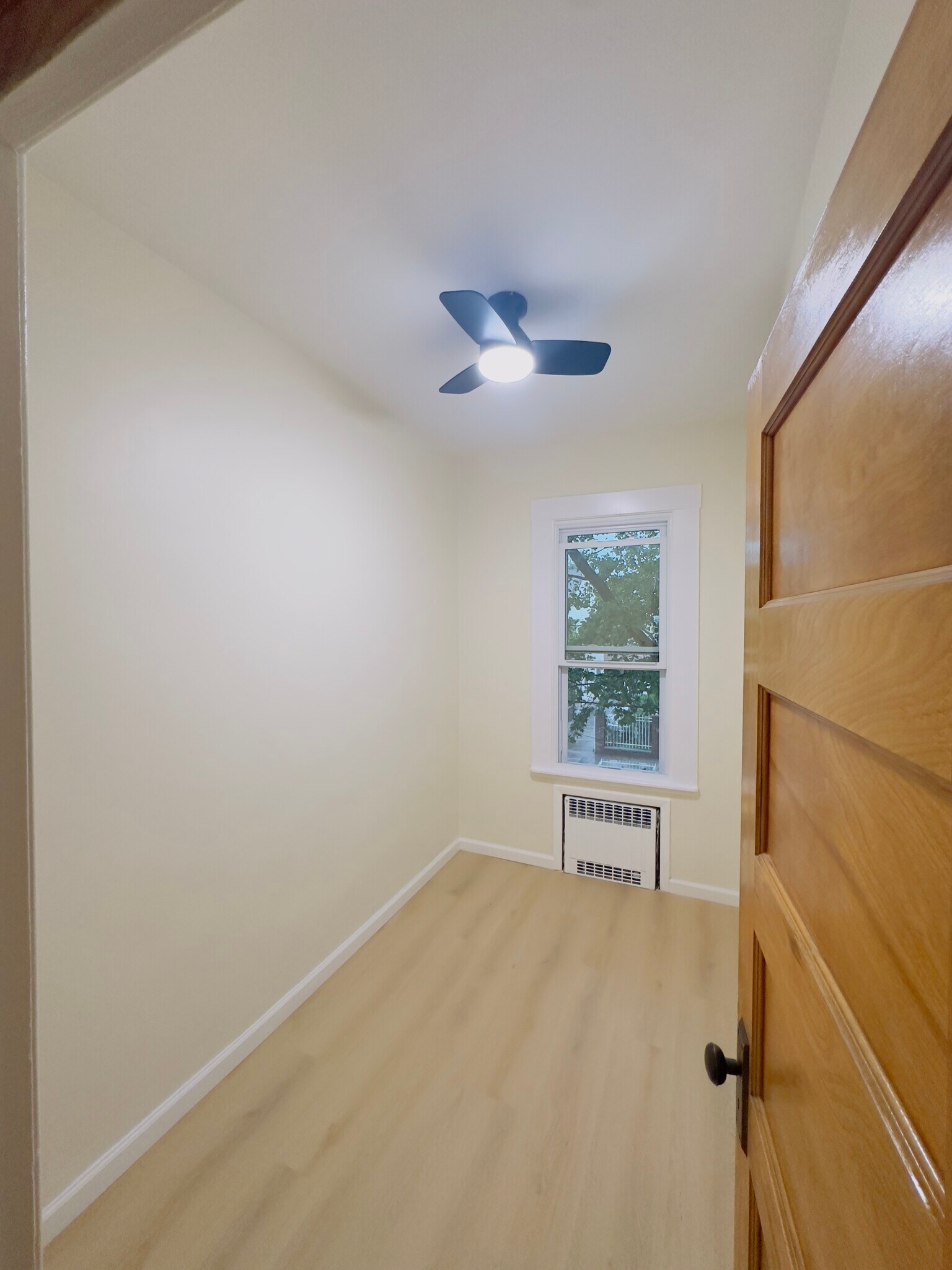 Building Photo - 5926 Palmetto St