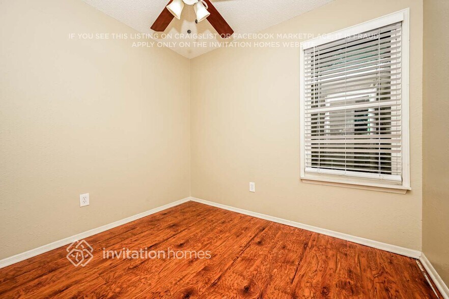 Building Photo - 1616 Picadilly Ct NE