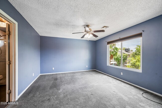Building Photo - 610 N Rosemont Cir