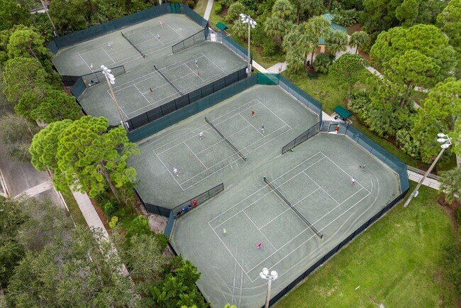 Building Photo - 1460 Corbison Point Pl