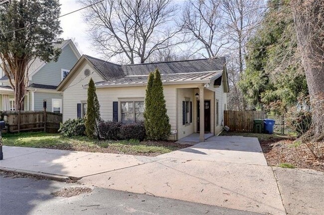Primary Photo - 980 Longley Ave NW