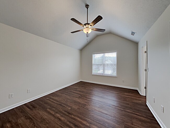 Building Photo - 4759 Centurian Way View