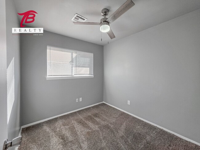 Building Photo - 7101 NW 20th St