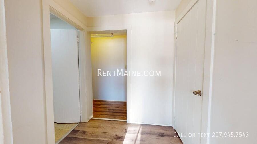 Building Photo - 2412 Western Ave