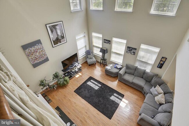 Building Photo - 6087 Piney Woods Ct