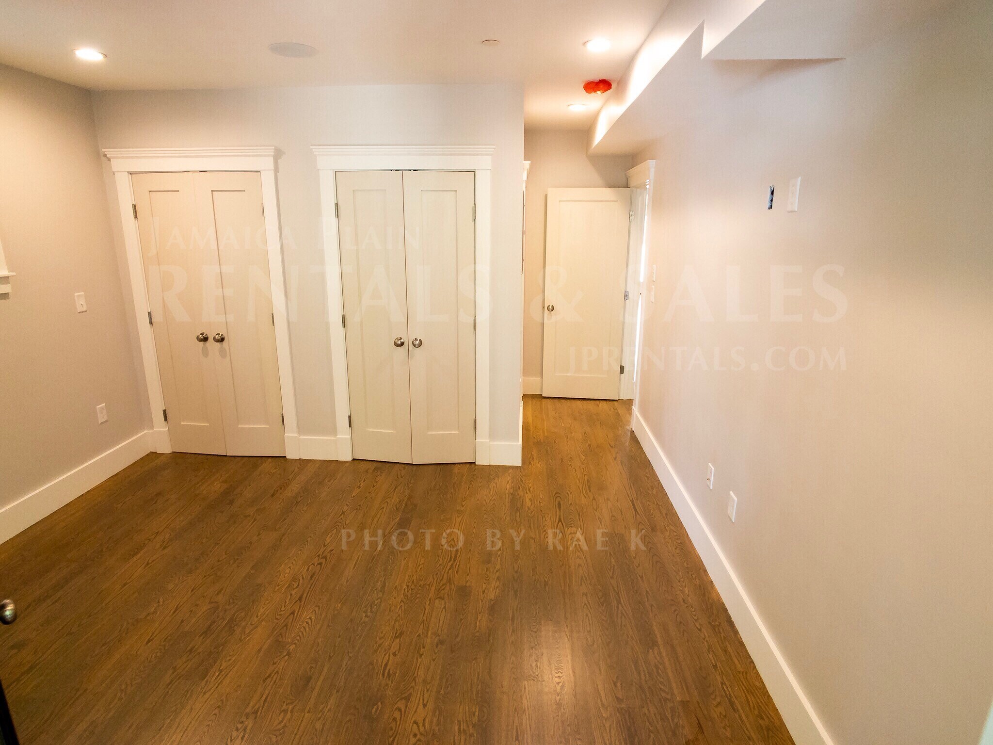 Building Photo - 88 Rossmore Rd