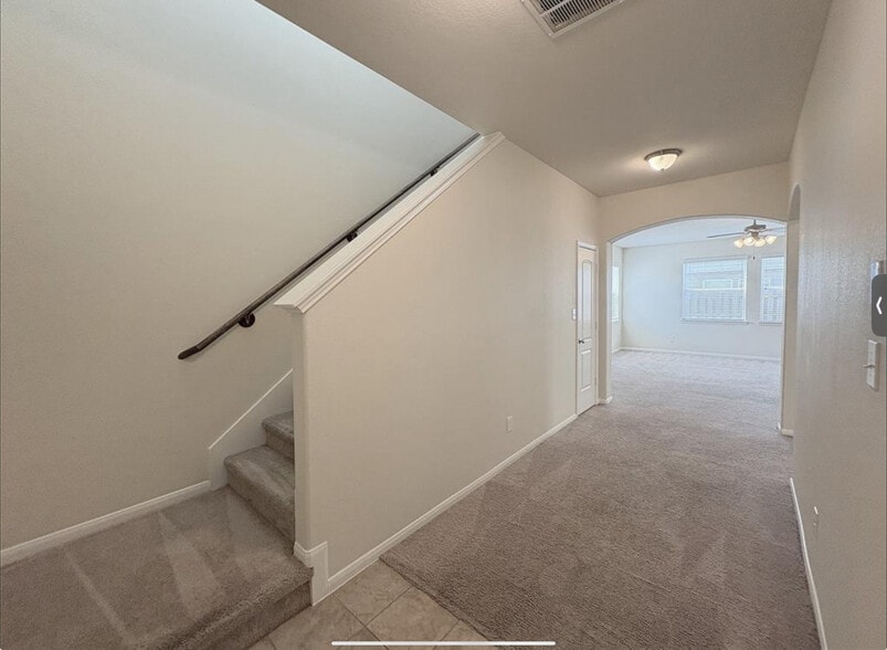 Building Photo - 14239 Oro Valley Dr