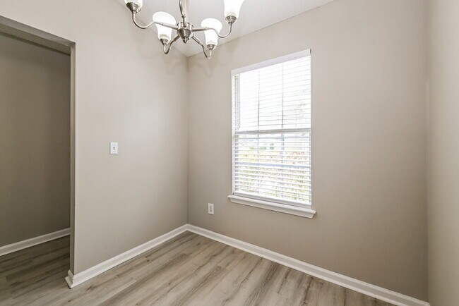 Building Photo - 711 Calico Jack Way