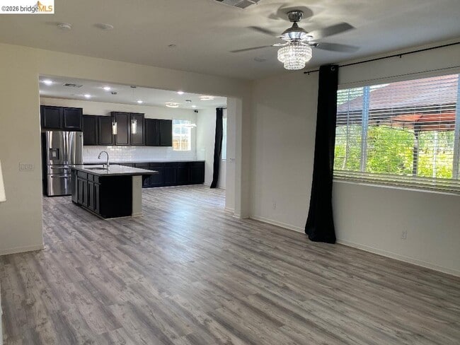 Building Photo - 5449 Prewett Ranch Dr