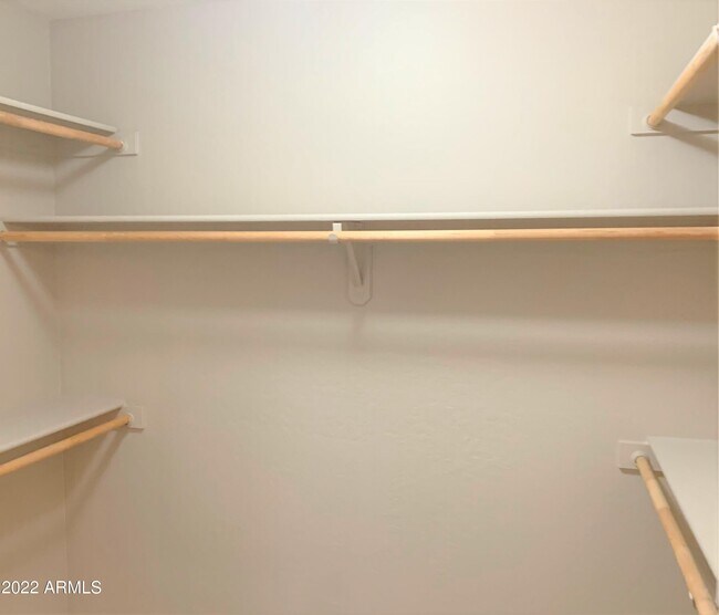 Building Photo - 1273 N Exeter St