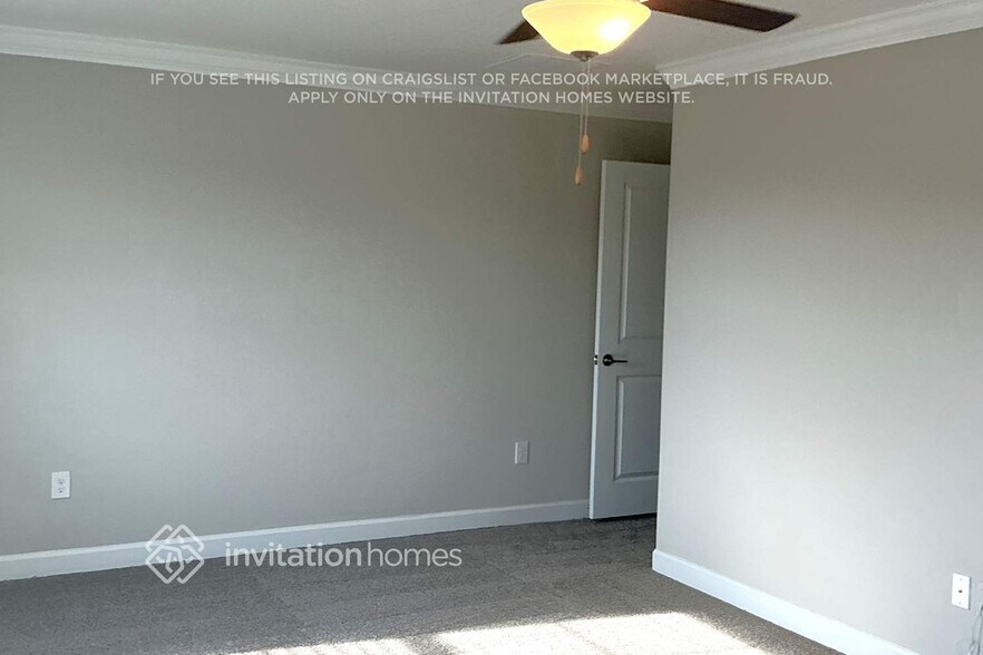 Building Photo - 2860 YellowHammer Wy