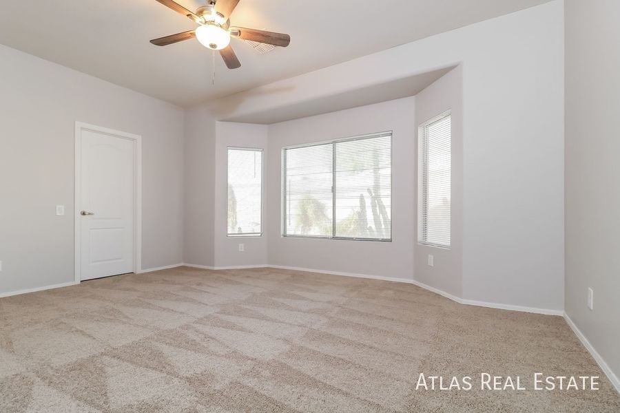 Building Photo - 17136 W Desert Ln