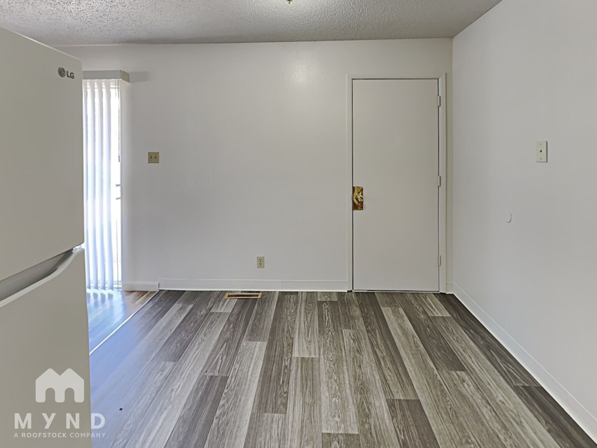 Building Photo - 1277 Arnold Dr