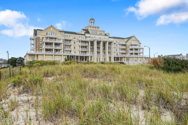 Primary Photo - 700 Ocean Ave