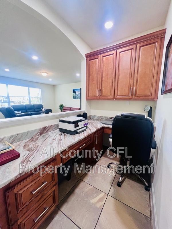 Building Photo - 11834 Aurelio Ln