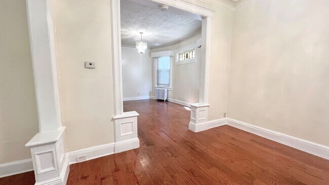 Building Photo - 212 Wilkinson Ave