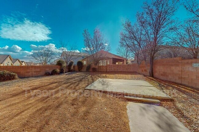 Building Photo - 1375 Peppoli Loop SE