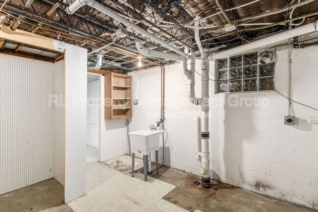Building Photo - 413 Walhalla Rd