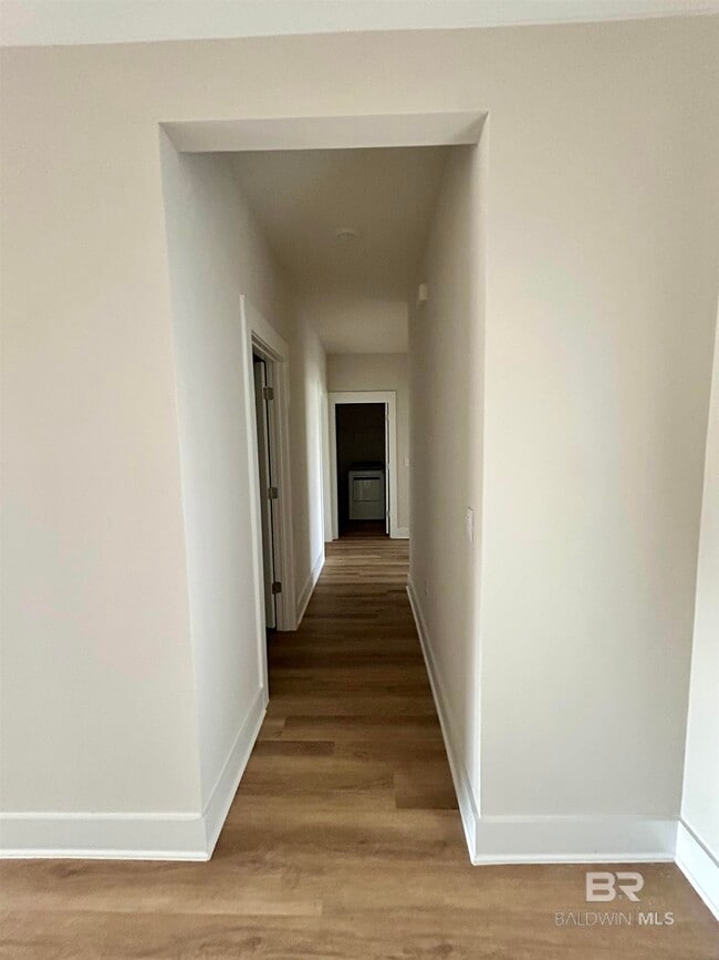 Building Photo - 8708 Sea Star Cir