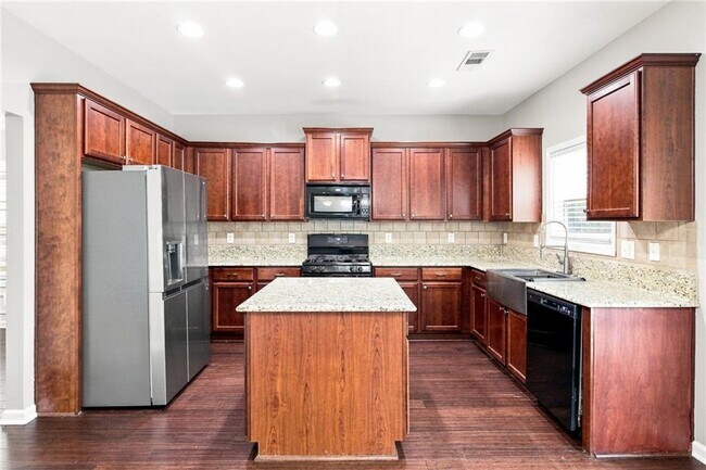 Building Photo - 3847 Lake Sanctuary Way