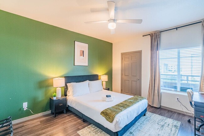 Building Photo - 9600 W Georgia Ave