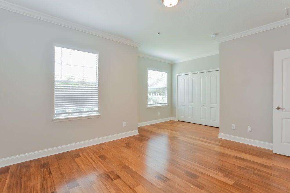 Building Photo - 1936 Durrand Ave