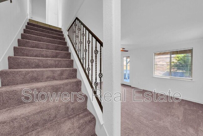 Building Photo - 6044 Claret Ct