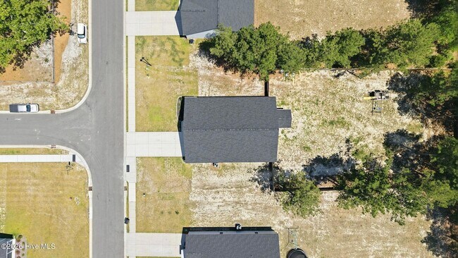 Building Photo - 175 Lonesome Glory Dr