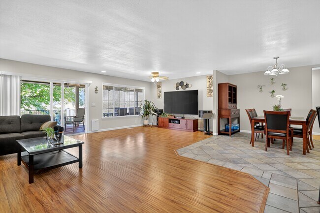 Building Photo - 4790 Discovery Point