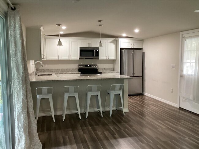 Building Photo - 9095 Salem Rd