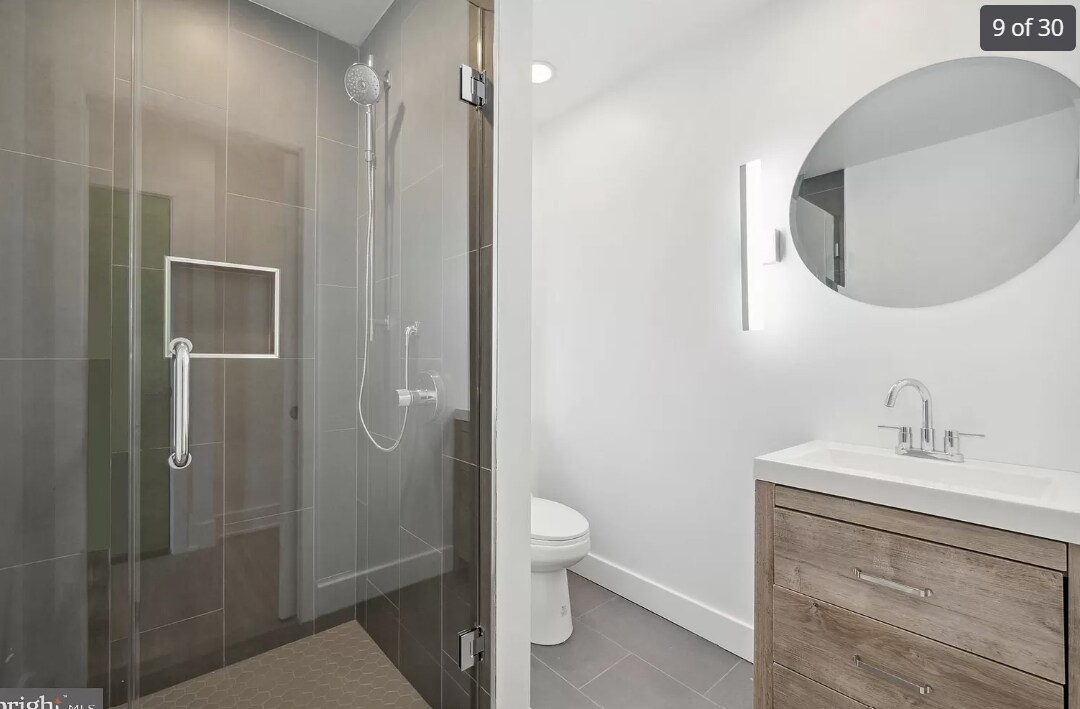 Building Photo - 5043 SPRUCE St