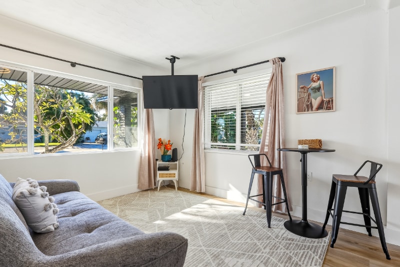 Building Photo - 463 85th Ave