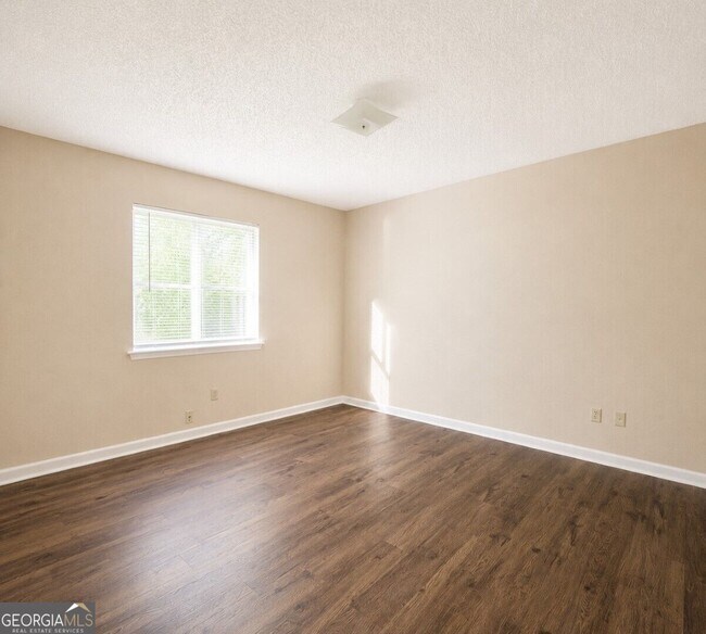 Building Photo - 109 Seaparc Cir