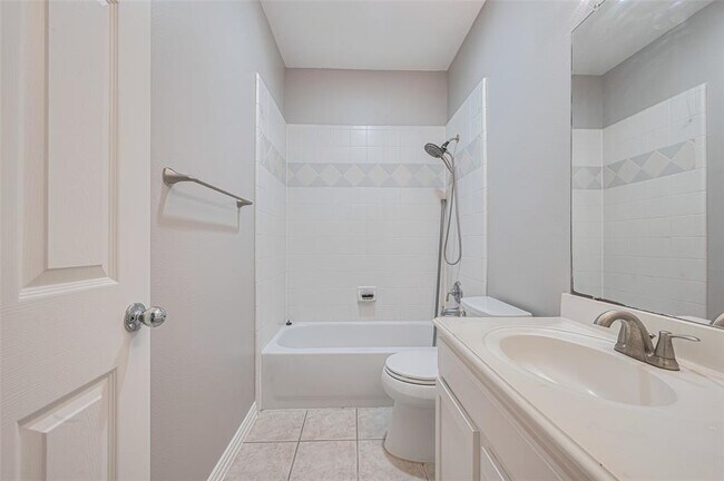 Building Photo - 7130 Harmony Cove