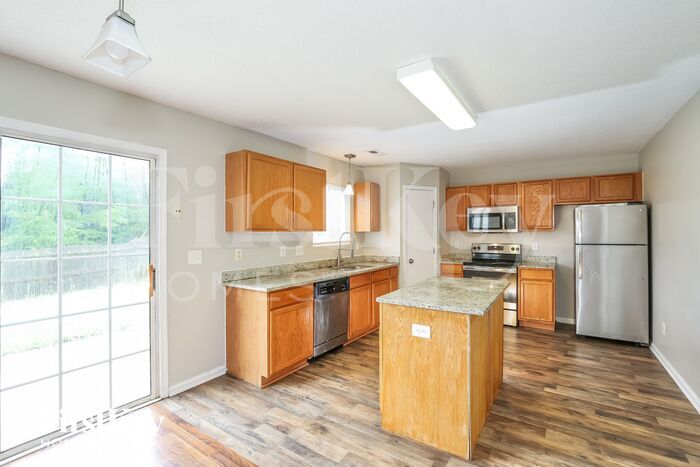 Building Photo - 5715 Waterpoint Dr