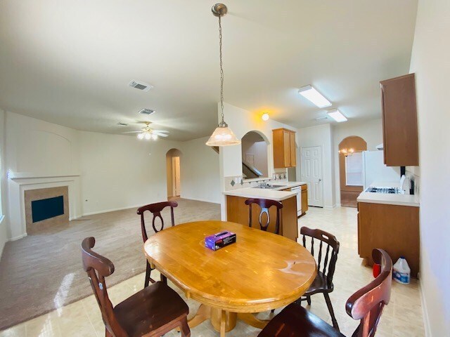 Building Photo - 2018 Running Brook Ln