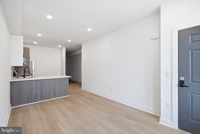 Building Photo - 2251 N 12th St