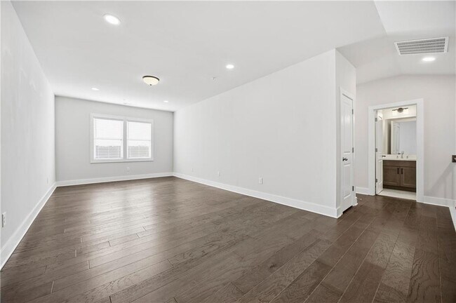 Building Photo - 1235 Weatherway Ln