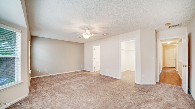 Building Photo - 346 Van Gogh Cir