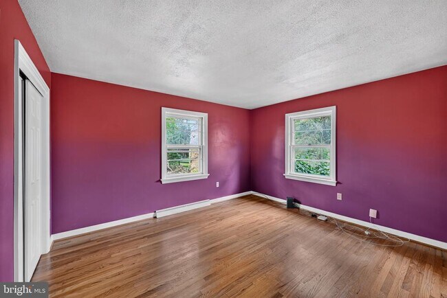 Building Photo - 336 Ruth Ridge Dr