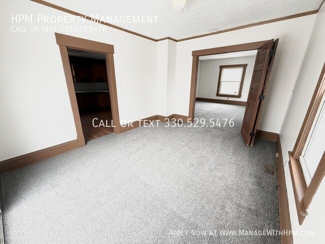 Building Photo - 2228 Seventh St SW